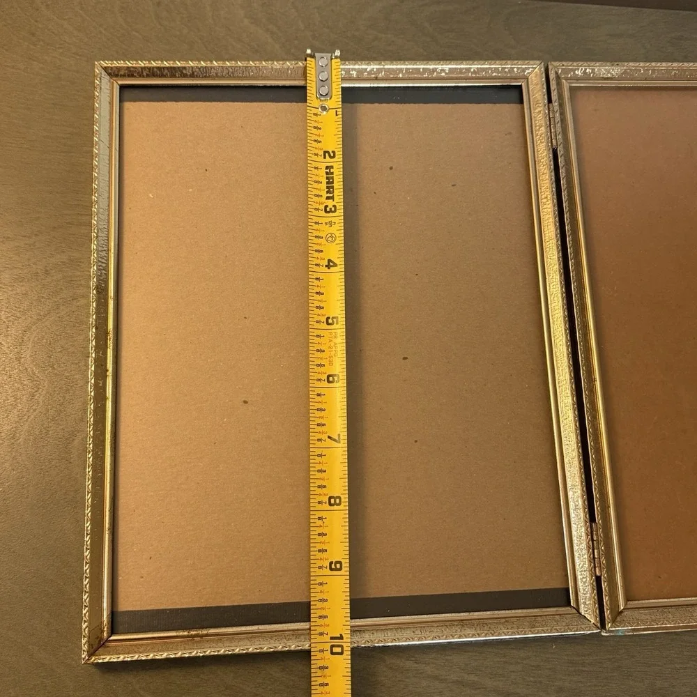 Vintage 8x10 Photo Picture Frame Bi-fold Gold‎ Tone Embossed Brass Metal Hinge